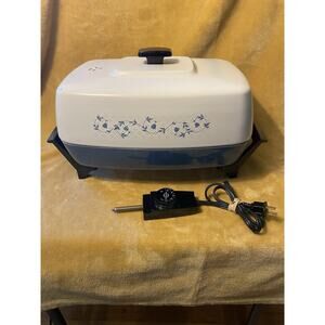 VTG West Bend Blue Flower Oblong Electric GRIDDLE SKILLET Cat # 72616 Nonstick
